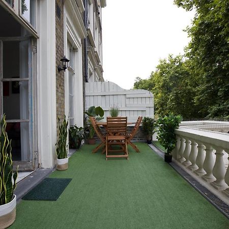 Large 2 Beds Flat Overlooking Clapham Common Park Лондон Экстерьер фото