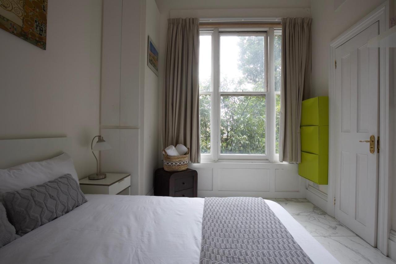 Large 2 Beds Flat Overlooking Clapham Common Park Лондон Экстерьер фото