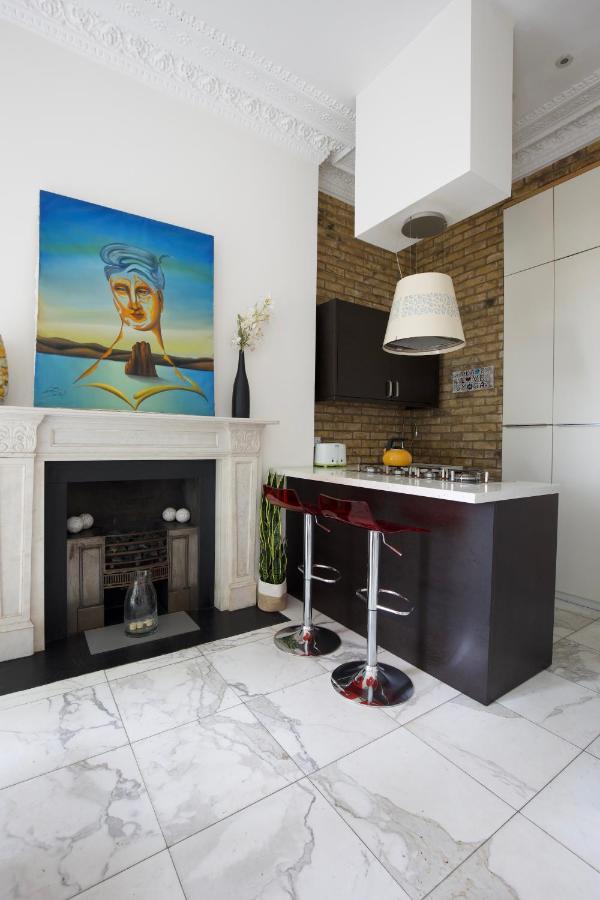 Large 2 Beds Flat Overlooking Clapham Common Park Лондон Экстерьер фото