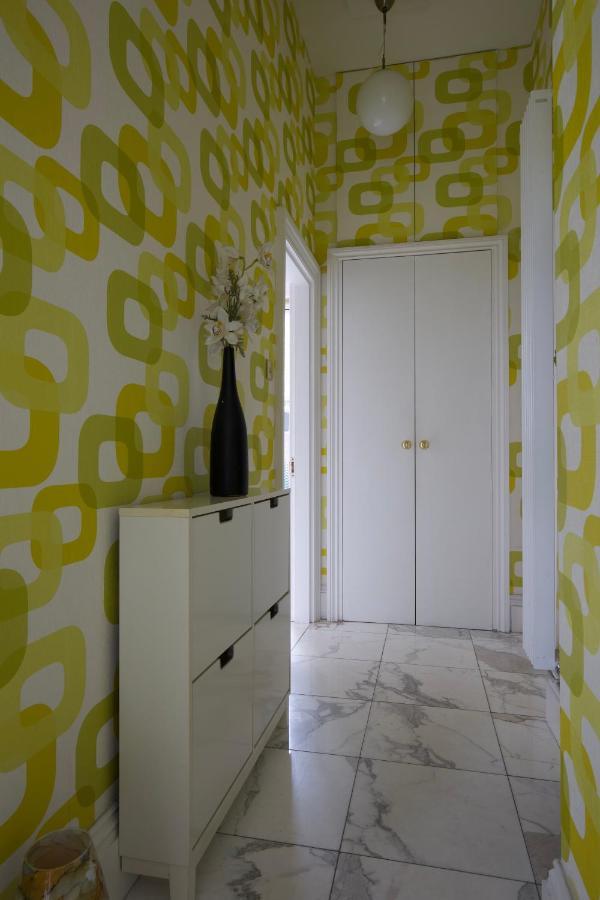 Large 2 Beds Flat Overlooking Clapham Common Park Лондон Экстерьер фото